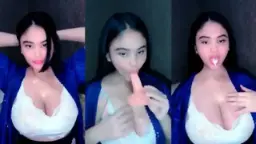 Kylie Payudara Basah Montok Dihisap Dildo