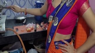 Video panas pasangan India bercinta di dapur