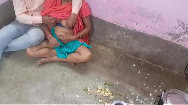 Gadis seksi Chennai digoyang keras di ranjang Ooty