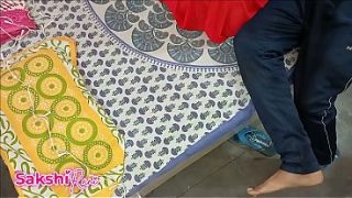 Video panas bhabi India merayakan Natal dengan cara menggoda