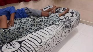 Istri Seksi India Dihardiki Puki Montoknya oleh Suami Hindu Kurus – Full Hindi