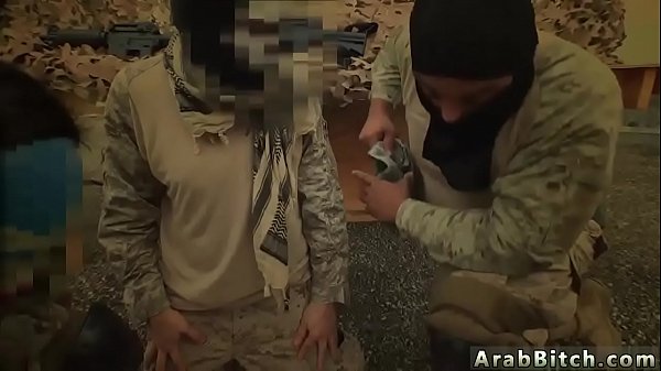 Kantoran Arab dan Ngentot di Rumah, Cewek Kerja Lokal Bokong Gede