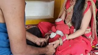 Kakakku digoyang suamiku di kamar
