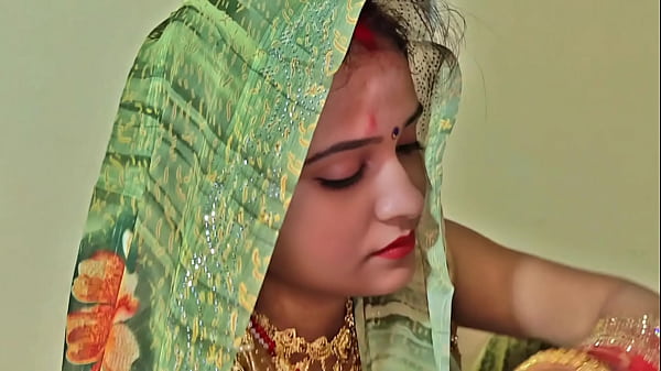 Istri Desi India Dihardcore Suaminya di Hari Spesial