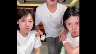 Khoái cảm bùng nổ với nàng tiểu thấp Trung Hoa