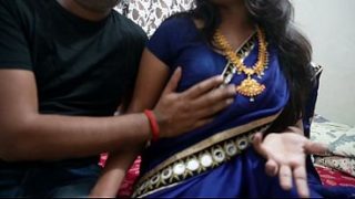 Desi bhabhi digebuki habis-habisan sama devar yang ganas