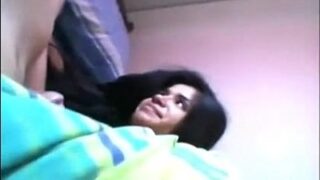 Video Panjang Pasangan Muda India Bercinta dengan Penuh Gairah