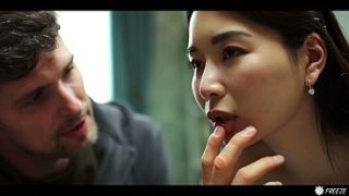 Gadis Kpop Asia Lucu Ngeces Sambil Dihajar Muka Beku – Cewek Jepang Nahan Muncrat