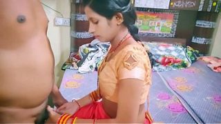 Bokep India: Istri Seksi Digoyang Teman Suami, Ngentot Hot dengan Audio Hindi
