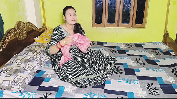 Ibu Tiri Desi Ngentot Penuh Gairah dengan Anak Tirinya