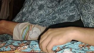 Malam ini, ibu tiri kasih nikmat banget, gua colok memeknya pake dua jari sampe keluar air.