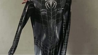 Bokep Indonesia terbaru cosplayer Spiderman di entot sampe becek, crot meluber kemana-mana.