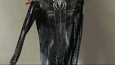Bokep Indonesia terbaru cosplayer Spiderman di entot sampe becek, crot meluber kemana-mana.