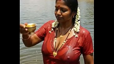 Desi bhabhi AI, siap bikin kamu makin panas dengan sensasi nakalnya.