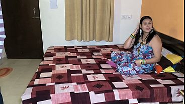 Pemerkosaan brutal gadis India cantik, sperma membanjiri vagina