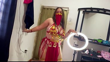 Gadis Arab putih montok, payudara besar, 18 tahun, adegan panas amatir dengan subtitle Inggris.