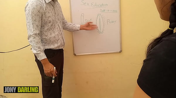 Cewek guru les India cabul ngajarin muridnya apa itu memek dan kontol, omongan kotor Hindi jelas dari Jony Darling