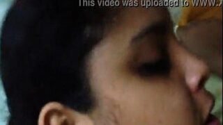 Tonton video mesum bhabhi gendut yg bocor, bikin ngilu