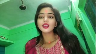 Pertama kali istri teman India kasih aku footjob desi, video sex hindi bikin makin greget