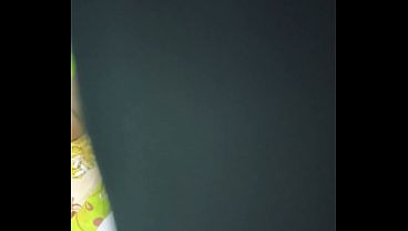 Ibu mertua ketahuan lagi mainin memek sendiri