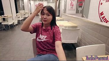 Bokep Indo terbaru – Vidio cewek kuliahan lagi seru selingkuh pas janjian makan siang – kontol mancing keluar di memek basah