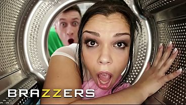 Tersangkut di Situasi Liar, Bintang-Bintang Brazzers Ngebut Ngewe Sampai Keras