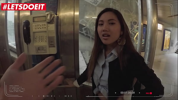 GILA! Cewek Thailand, May Thai & Charlie Dean, Turis ABG Asia Ngentot Kontol Gede di Luar Negeri, POV Panas Banget