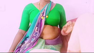 Maid India seksi siap di mainin di ranjang.