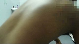 Ibu tiri Afrika Selatan ini nggak sabar mau kontol gede aku masukin ke memeknya, dia udah ngemis-ngemis minta digenjotin pas bapak tiri pergi kerja.