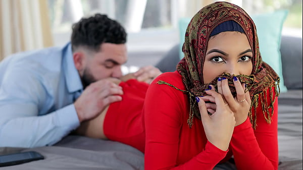 Ajari stepbro sama stepsis berhijab biar pinter di ranjang sebelum nikah – Ngentot Hijab