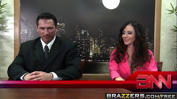 Tonton Adegan Seru Brazzers: Payudara Montok di Kantor, Ngewe Sambil Bikin Berita Bareng Ariella Ferrera, Nikki Sexx, dan John Str