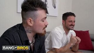 BANGBROS – Cassie Lenoir Ngentot Gila Bareng Bokep Tua, Sampai Muka Penuh Pejuh