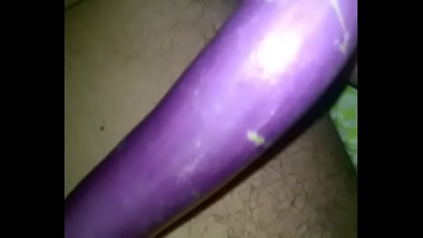Shonu brinjled, cewek India siap dimanja, nungguin aksi panas malam ini.