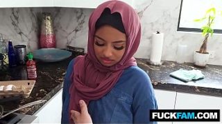 Geboy Hijab Item Lagi Belajar Jadi Nakal, Hadiya Honey Sama Allen Swift