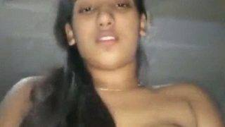 Bhabhi imut ngewe ngencrot sambil naikkin kontol pake kondom