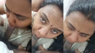 Desi montok sange ngenge kontol kekasihnya sampe crot