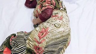 Aku ngentot mertua kena pikir itu istri sendiri, ranjang kacau.