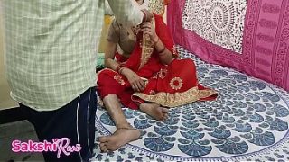 Baru nikah, suami lagi di kantor, sange berat digocok mertua di hari spesial, pakai saree pertama kali selingkuh, video chudai desi India dengan omongan kotor