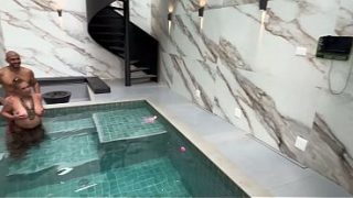RITA CADILLAC si Ratu Abadi ngajak gue ke pesta kolam renang panas bareng bule Arab dan mantan Andressa Urach yang bikin makin basah (Full di Red).