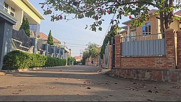 ASTAGA MAMA ARAB SANGE PARAH COLMEK DEPAN RUMAH DEKAT JALAN RAYA