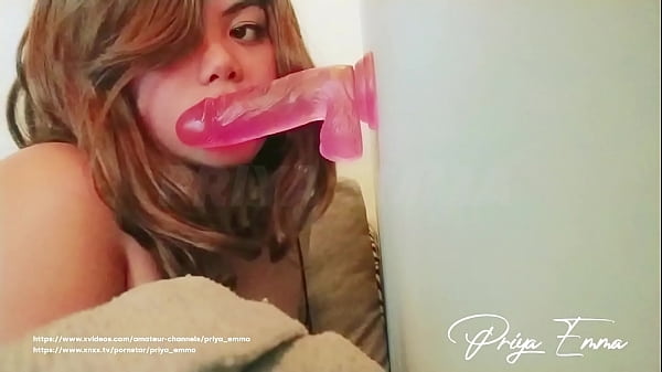 Gadis India Arab Priya Emma Ngewe Dildo Sampai Keluar Air Mani