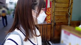 Habis digenjot di dalam, bulu kemaluan keluar bikin makin bernafsu. Memek cewek SMA alami tanpa dicukur. Kulit mulus kinclong bikin silau!! Nge-date ala Korea sama cewek jaman now yang demen K-Pop. Tusukan nendang dalem bikin otak hampir mati rasa.