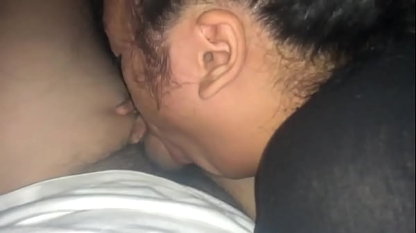 Gadis Asia haus nafsu, siap digoyang sampai lemas.