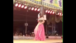 Tarian desi India telanjang bikin nafsu menggebu-gebu