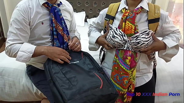 Ever Best Desi murid ngewe cewek Desi di hotel Oyo, pertama ketemu langsung crot