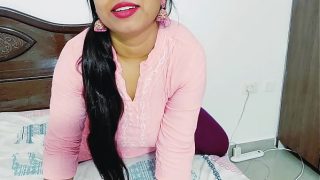 Desi cewek India tiri digebukin sampe meringis